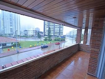 https://web5.gallito.com.uy/muy-lindo-departamento-a-pasos-del-puerto-inmuebles-17382011