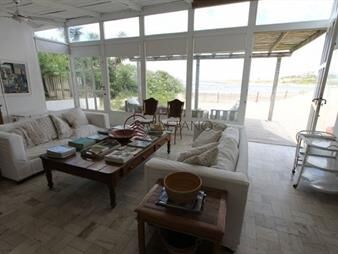 https://web5.gallito.com.uy/casa-sobre-la-playa-ideal-para-veranear-inmuebles-20730755