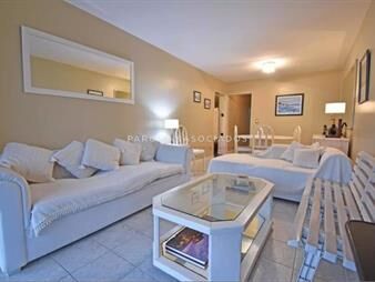 https://web5.gallito.com.uy/apartamento-en-peninsula-3-dormitorios-primera-linea-con-inmuebles-17596376