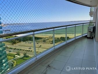 https://web5.gallito.com.uy/apartamento-de-3-dormitorios-en-coral-tower-inmuebles-20899587