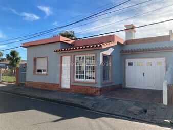 https://www.gallito.com.uy/venta-casa-maldonado-centro-2-dormitorios-y-garage-inmuebles-20105043