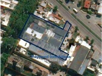 https://web5.gallito.com.uy/venta-local-categoria-premium-en-brazo-oriental-de-3450m2-inmuebles-21127872