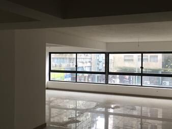 https://web5.gallito.com.uy/venta-amplia-oficina-centro-montevideo-city-tower-inmuebles-21210765