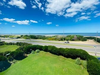 https://web5.gallito.com.uy/venta-de-aparatmento-de-3-dormitorios-en-playa-brava-parada-inmuebles-21289514