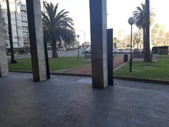 https://web5.gallito.com.uy/local-frente-plaza-san-martin-inmuebles-18754113