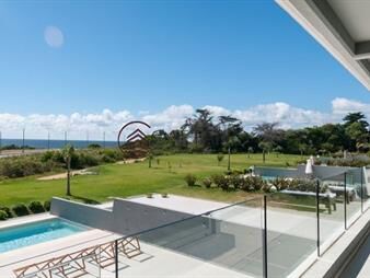 https://web5.gallito.com.uy/espectacular-apartamento-con-vista-unica-a-la-desembocadur-inmuebles-19147875