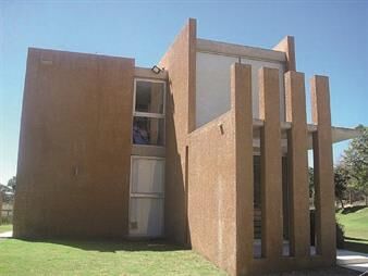 https://web5.gallito.com.uy/en-la-31-de-la-brava-a-media-cuadra-de-la-playa-inmuebles-21971400