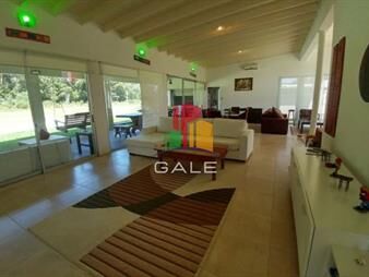 https://www.gallito.com.uy/casa-en-venta-punta-ballena-3-dormitorios-inmuebles-21962838