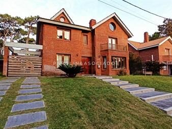 https://www.gallito.com.uy/muy-linda-casa-en-lugano-inmuebles-22352039