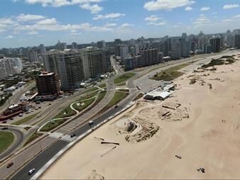 https://www.gallito.com.uy/vendo-apartamento-cuatro-dormitorios-punta-del-este-vista-inmuebles-21602722