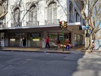 https://web5.gallito.com.uy/edificio-entero-paraguay-esquina-san-jose-gran-esquina-inmuebles-22723243
