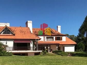 https://web5.gallito.com.uy/residencia-en-playa-brava-inmuebles-22407048