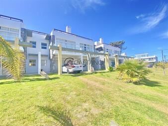 https://www.gallito.com.uy/alquiler-temporal-duplex-a-pasos-de-bikini-beach-inmuebles-23163782