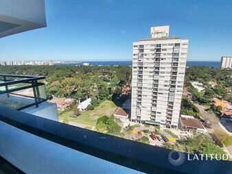 https://web5.gallito.com.uy/piso-alto-en-roosevelt-inmuebles-20463336