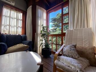 https://www.gallito.com.uy/gran-propedad-en-venta-en-el-centro-de-san-carlos-casa-de-inmuebles-22909970