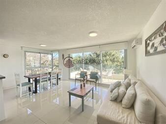 https://web5.gallito.com.uy/venta-apartamento-2-dormitorios-punta-del-este-inmuebles-23605190