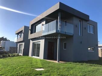 https://web5.gallito.com.uy/casa-de-3-dormitorios-en-venta-mansa-punta-del-este-inmuebles-23850635