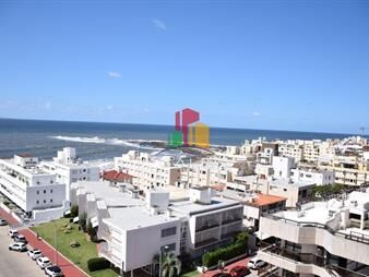 https://www.gallito.com.uy/peninsula-a-metros-de-playa-brava-inmuebles-23275999