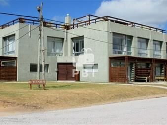 https://web5.gallito.com.uy/venta-apartamento-en-manantiales-a-100mtrs-ruta-10-maner-inmuebles-23950379