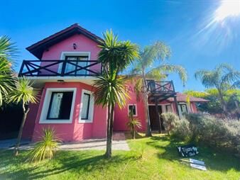 https://web5.gallito.com.uy/casa-en-alquiler-a-media-cuadra-de-la-playa-cuatro-suites-inmuebles-21246932