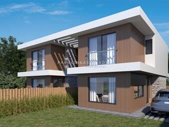 https://web5.gallito.com.uy/casas-en-venta-ph-barrio-cantegril-3-dormitorios-3-baãâ±os-inmuebles-24030299