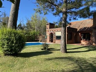 https://web5.gallito.com.uy/casa-en-jardines-de-cordoba-inmuebles-20773945