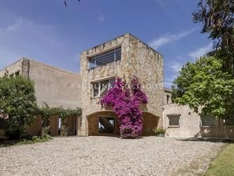https://www.gallito.com.uy/chacra-en-venta-de-8-dormitorios-en-manantiales-punta-del-inmuebles-24146433