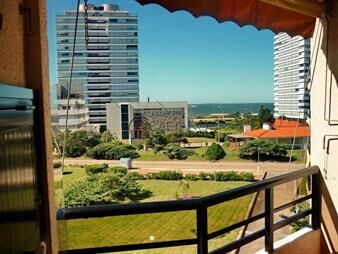 https://web5.gallito.com.uy/vendo-apartamento-de-1-dormitorio-y-medio-y-garage-playa-b-inmuebles-22779435
