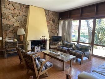 https://web5.gallito.com.uy/casa-en-alquiler-temporal-4-dormitorios-zona-shopping-inmuebles-22805798