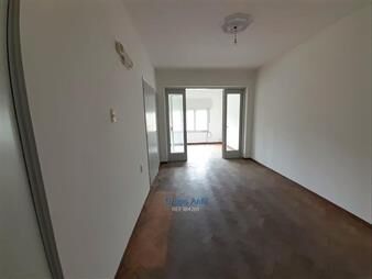 https://web5.gallito.com.uy/venta-edificio-3-locales-y-2-aptos-inmuebles-22841307
