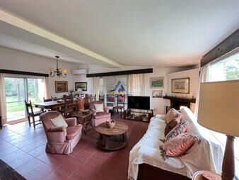 https://web5.gallito.com.uy/casa-3-dormitorios-en-mansa-inmuebles-24056823