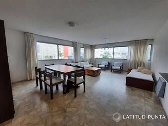 https://web5.gallito.com.uy/apartamento-en-penã­nsula-3-dormitorios-inmuebles-22673024