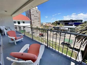 https://web5.gallito.com.uy/venta-de-apartamento-de-3-dormitorios-en-peninsula-punta-de-inmuebles-20173629