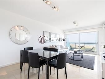 https://www.gallito.com.uy/apartamento-de-tres-dormitorios-en-suite-en-alquiler-con-vi-inmuebles-19284327