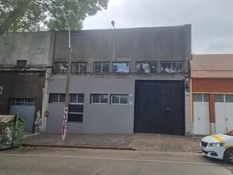 https://www.gallito.com.uy/nueva-palmira-1961-esq-martin-c-martinez-gran-deposito-d-inmuebles-24510192