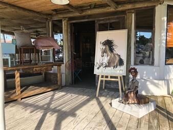 https://www.gallito.com.uy/local-de-perfecta-ubicaciã³n-en-la-barra-inmuebles-18410701