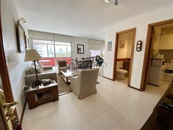 https://web5.gallito.com.uy/en-venta-y-alquiler-apto-en-torre-con-servicio-excelente-inmuebles-20965602