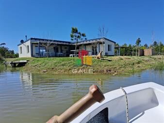 https://web5.gallito.com.uy/casa-frente-al-arroyo-en-la-barra-inmuebles-24541536