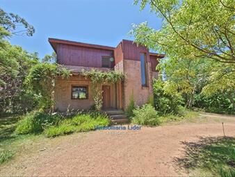 https://www.gallito.com.uy/hermosa-casa-3-dormitorios-en-barrio-privado-inmuebles-24324207