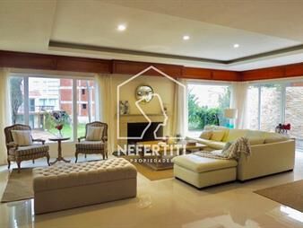 https://www.gallito.com.uy/amplia-casa-estilo-tradicional-en-excelente-zona-inmuebles-24614174