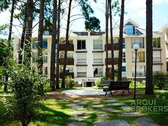 https://web5.gallito.com.uy/apartamento-de-tres-dormitorios-en-venta-en-haras-del-lago-inmuebles-24108700