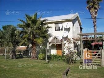 https://www.gallito.com.uy/casa-en-venta-en-el-chorro-a-200-mts-del-mar-inmuebles-24662856