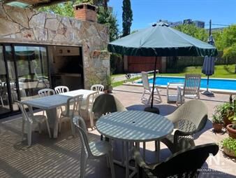 https://web5.gallito.com.uy/casa-en-alquiler-super-amplia-inmuebles-24737964