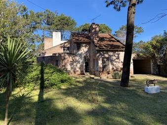 https://web5.gallito.com.uy/casa-en-pinares-de-solida-construcciã³n-inmuebles-22909632