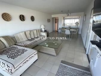 https://web5.gallito.com.uy/apartamento-en-brava-3-dormitorios-inmuebles-23831797