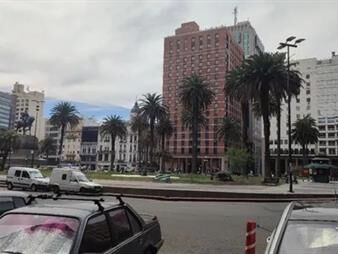 https://web5.gallito.com.uy/en-alquiler-oficina-en-plaza-independencia-centro-excelente-inmuebles-24907007