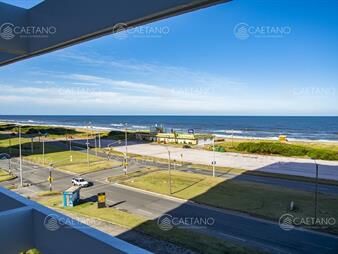 https://web5.gallito.com.uy/torre-tiburon-apartamento-de-3-dormitorios-en-playa-brav-inmuebles-21868720