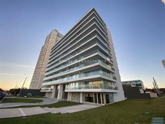 https://web5.gallito.com.uy/departamento-a-metros-del-mar-parada-4-de-playa-mansa-inmuebles-23891886