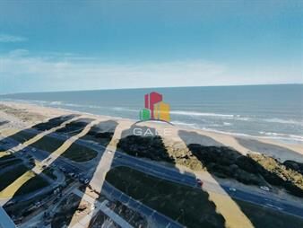 https://web5.gallito.com.uy/venta-de-apartamento-en-brava-frente-al-mar-inmuebles-24940518