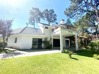 https://web5.gallito.com.uy/excelente-casa-de-dos-plantas-inmuebles-19303988